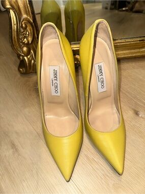 Jimmy Choo Yellow Anouk Leather Pumps - Size 38 - Excellent Condition